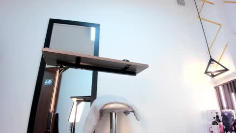 rebecca online show from 10-25-25, 05:51