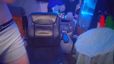 REDxxx online show from 01-04-25, 09:43