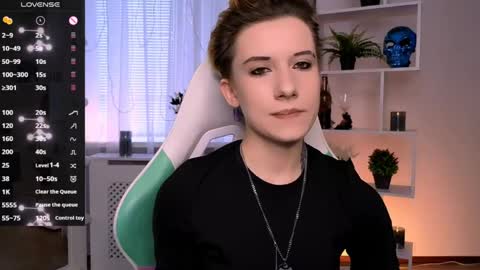 Snapshot of _rein_ramm chatting on 05-11-26, 01:06 Rein online show from 05-11-26, 01:06