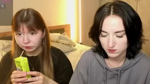 LISSAPVT IS OPEN online show from 04-19-26, 02:38