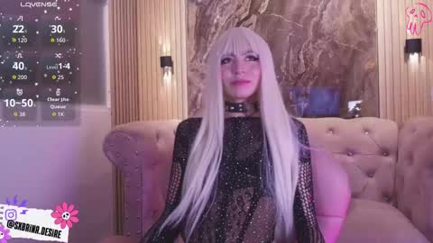 Snapshot of _sabrinaa_1 chatting on 11-06-25, 09:15 Sabrina online show from 11-06-25, 09:15