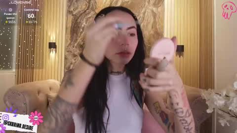 Snapshot of _sabrinaa_1 chatting on 11-16-25, 02:33 Sabrina online show from 11-16-25, 02:33