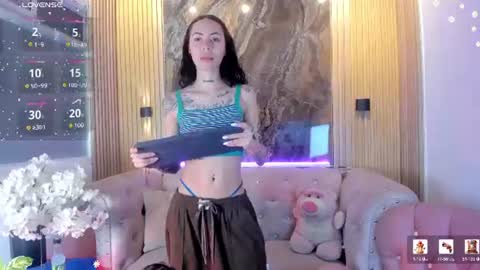 Snapshot of _sabrinaa_1 chatting on 06-10-26, 08:19 Sabrina online show from 06-10-26, 08:19