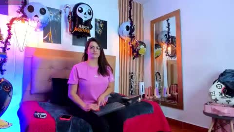 SAMANTHA FOX online show from 10-23-25, 11:09