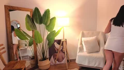 Snapshot of _samycute chatting on 11-14-25, 02:27 Samy. online show from 11-14-25, 02:27