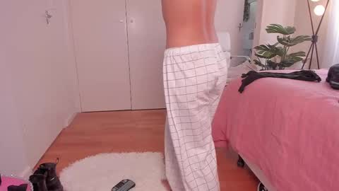 Sandyy online show from 03-12-25, 01:14