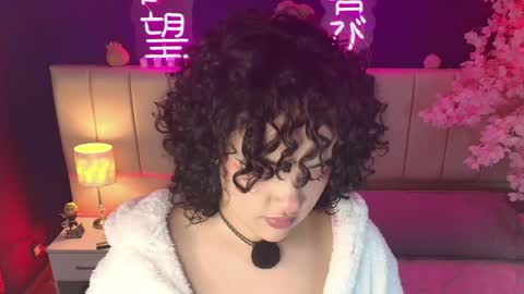 Sara online show from 04-21-26, 03:46