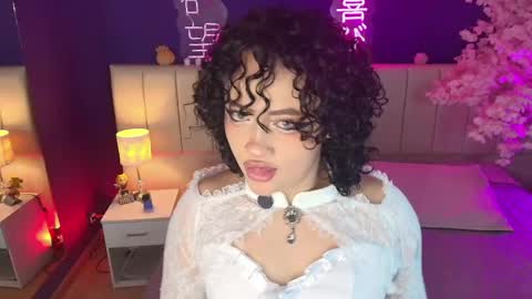 Sara online show from 04-24-26, 03:53