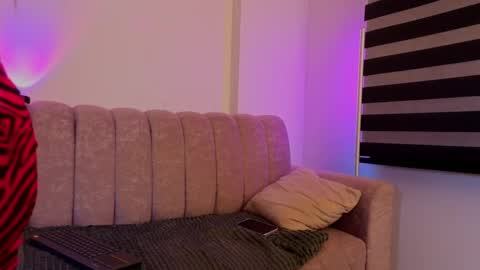 Scarlett online show from 04-17-26, 05:10