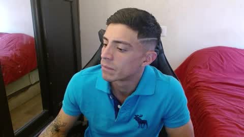 Snapshot of _schnnneider_ chatting on 10-03-25, 05:32 SCHNEIDER online show from 10-03-25, 05:32