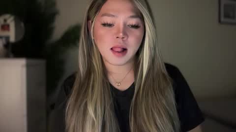 Snapshot of _seductive_jane chatting on 05-11-26, 11:27 ENAJ online show from 05-11-26, 11:27