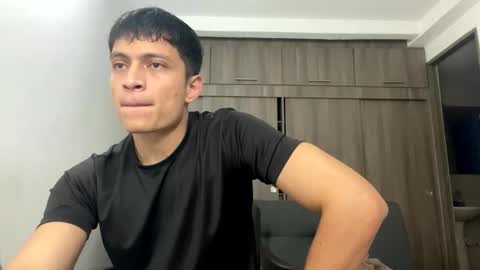 Juan Pablo-independent model online show from 03-19-26, 06:06