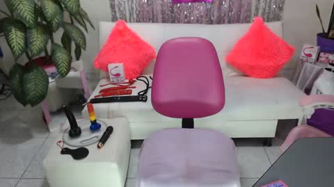 sexy pamela online show from 03-04-25, 06:37