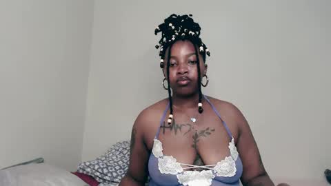 Snapshot of _sexysquirter chatting on 11-12-25, 05:57 _sexysquirter online show from 11-12-25, 05:57