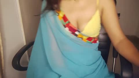 _shalini_0 online show from 09-27-25, 03:39