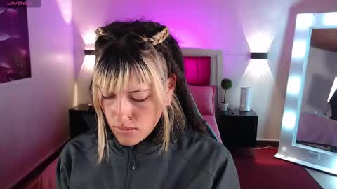 _sharlotte777 online show from 03-10-25, 12:48