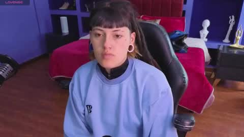 _sharlotte777 online show from 09-11-25, 03:34