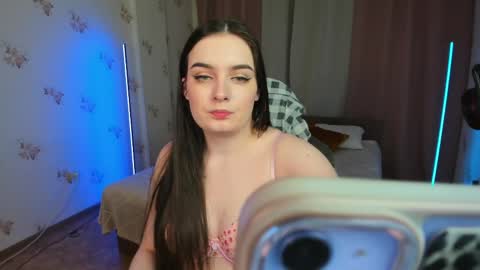  Shy Jenny  online show from 05-14-26, 01:01