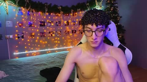 NATHANPVT IS OPEN online show from 01-05-25, 09:15