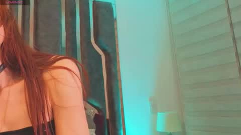 Snapshot of _silvia_vega_ chatting on 06-03-26, 02:33 _silvia_vega_ online show from 06-03-26, 02:33