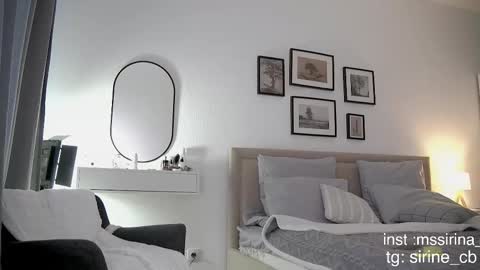 Snapshot of _sirine_ chatting on 10-03-25, 05:15 Marinette online show from 10-03-25, 05:15