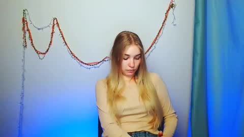 Rachel online show from 12-21-25, 02:46