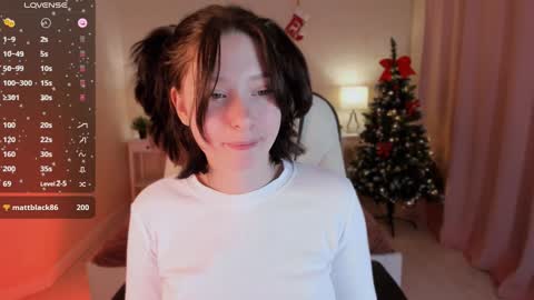 Sofi  Follow me  online show from 12-25-24, 10:17