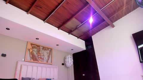    640  200   online show from 04-01-26, 05:21