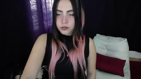 Snapshot of _sofiapink chatting on 05-14-26, 07:31 Sofia online show from 05-14-26, 07:31