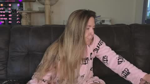 SophiaGraceKnight online show from 04-07-26, 04:40