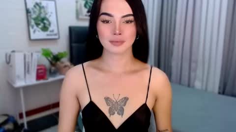 _sophie_69 online show from 11-12-25, 10:26