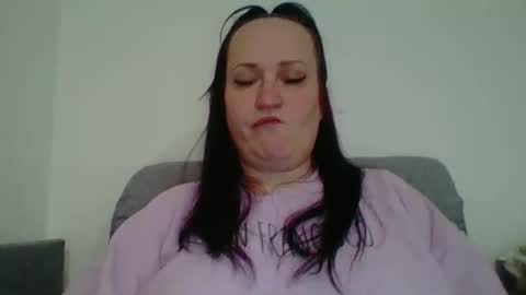 Snapshot of _squirty_pussyyy_ chatting on 10-02-25, 04:30 Melisa online show from 10-02-25, 04:30