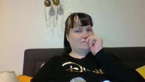 Snapshot of _squirty_pussyyy_ chatting on 03-14-26, 08:58 Melisa online show from 03-14-26, 08:58