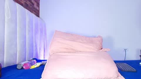Snapshot of _ssusy_ chatting on 06-26-26, 03:11 susy online show from 06-26-26, 03:11