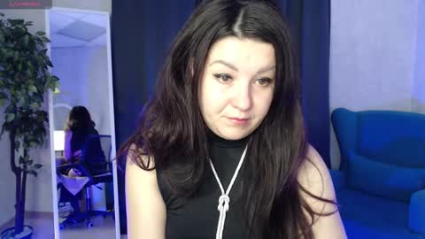 Snapshot of _still_her chatting on 12-03-25, 01:35 Erica online show from 12-03-25, 01:35