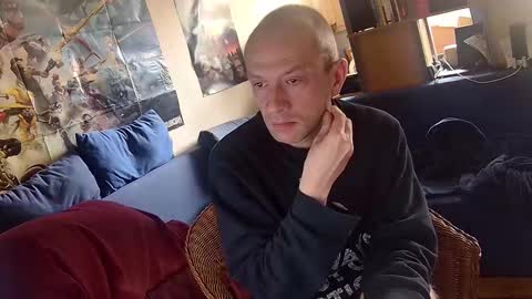 Snapshot of _svenerd87___ chatting on 10-23-25, 11:42 Sven online show from 10-23-25, 11:42