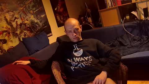 Snapshot of _svenerd87___ chatting on 10-27-25, 08:46 Sven online show from 10-27-25, 08:46