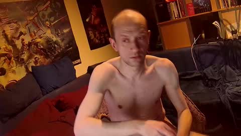 Snapshot of _svenerd87___ chatting on 11-05-25, 11:05 Sven online show from 11-05-25, 11:05