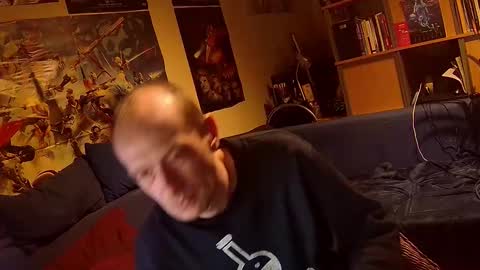 Snapshot of _svenerd87___ chatting on 11-28-25, 04:26 Sven online show from 11-28-25, 04:26