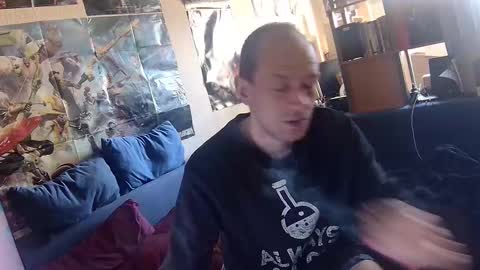 Snapshot of _svenerd87___ chatting on 12-01-25, 11:48 Sven online show from 12-01-25, 11:48