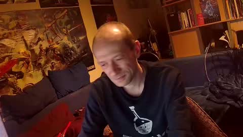 Snapshot of _svenerd87___ chatting on 12-01-25, 11:54 Sven online show from 12-01-25, 11:54