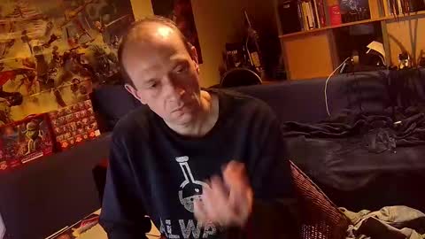 Snapshot of _svenerd87___ chatting on 12-13-25, 10:37 Sven online show from 12-13-25, 10:37