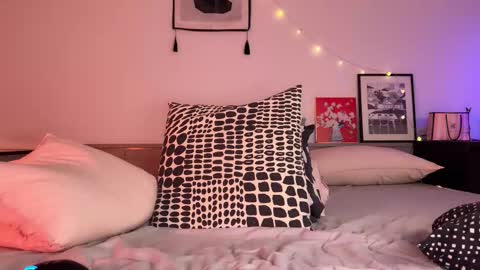 Snapshot of _swaa chatting on 11-04-25, 06:18 Ann online show from 11-04-25, 06:18