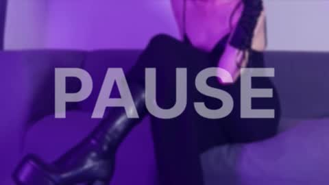 Snapshot of _swaa chatting on 11-09-25, 02:43 Ann online show from 11-09-25, 02:43