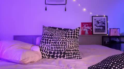 Snapshot of _swaa chatting on 12-17-25, 02:23 Ann online show from 12-17-25, 02:23