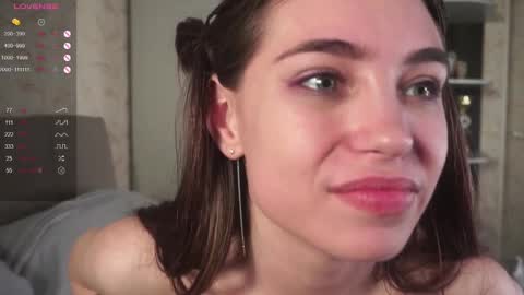 Snapshot of _sweet_temptations_ chatting on 02-13-25, 02:52 Sofia online show from 02-13-25, 02:52