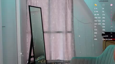 Snapshot of _sweetcams_ chatting on 10-03-25, 06:43 Dasha  online show from 10-03-25, 06:43