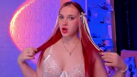 Snapshot of _sweetiemary_ chatting on 11-30-25, 07:40 _sweetiemary_ online show from 11-30-25, 07:40