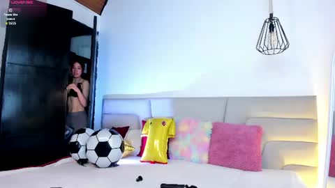    online show from 06-30-26, 01:01