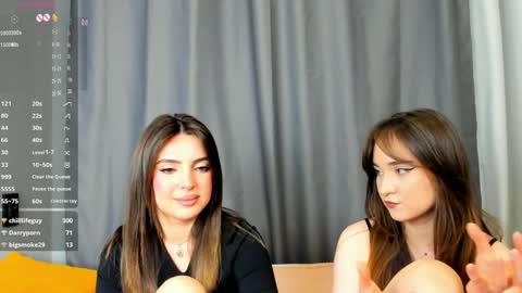 Snapshot of _teona_ann_for_you_ chatting on 01-20-25, 08:52 Teona and Annred hair online show from 01-20-25, 08:52